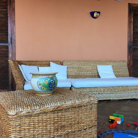 Vista Mare Privata סקופלו